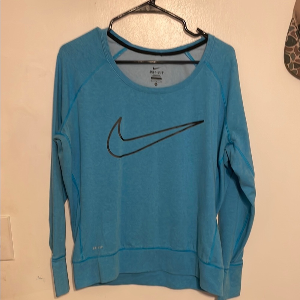 Nike Women's Blue Long Sleeve Top